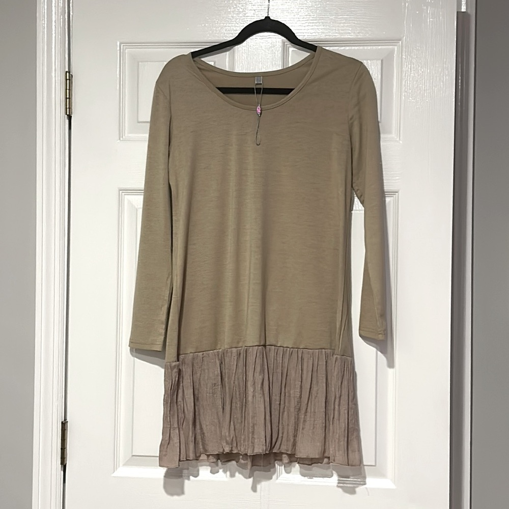 Great midi dress.  Linen blend.